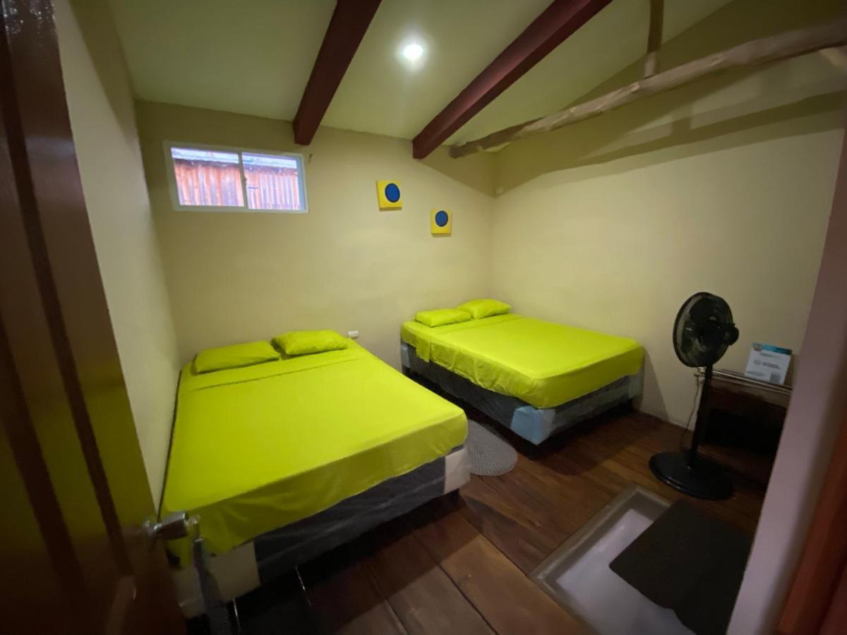Queen Room with Two Queen Beds,1141997095:JPEG